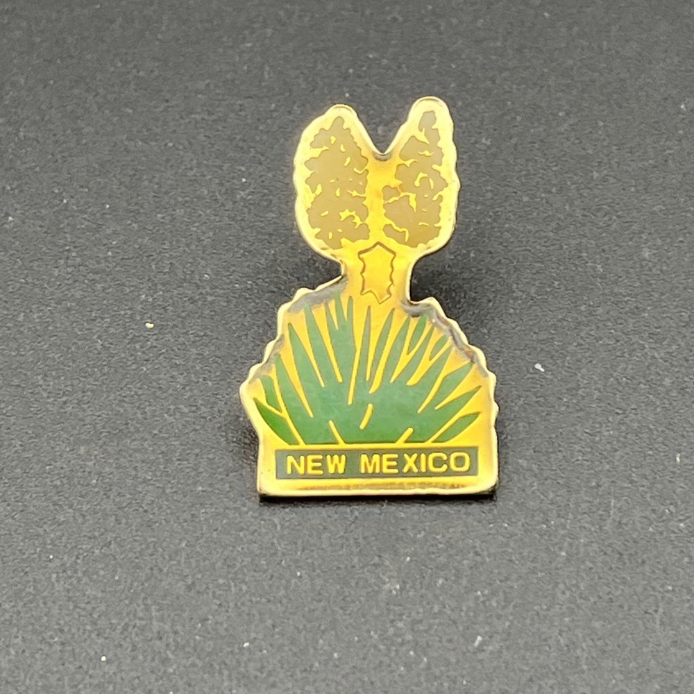 New Mexico Yucca Flower United States Of‎ America Lapel Hat Pin